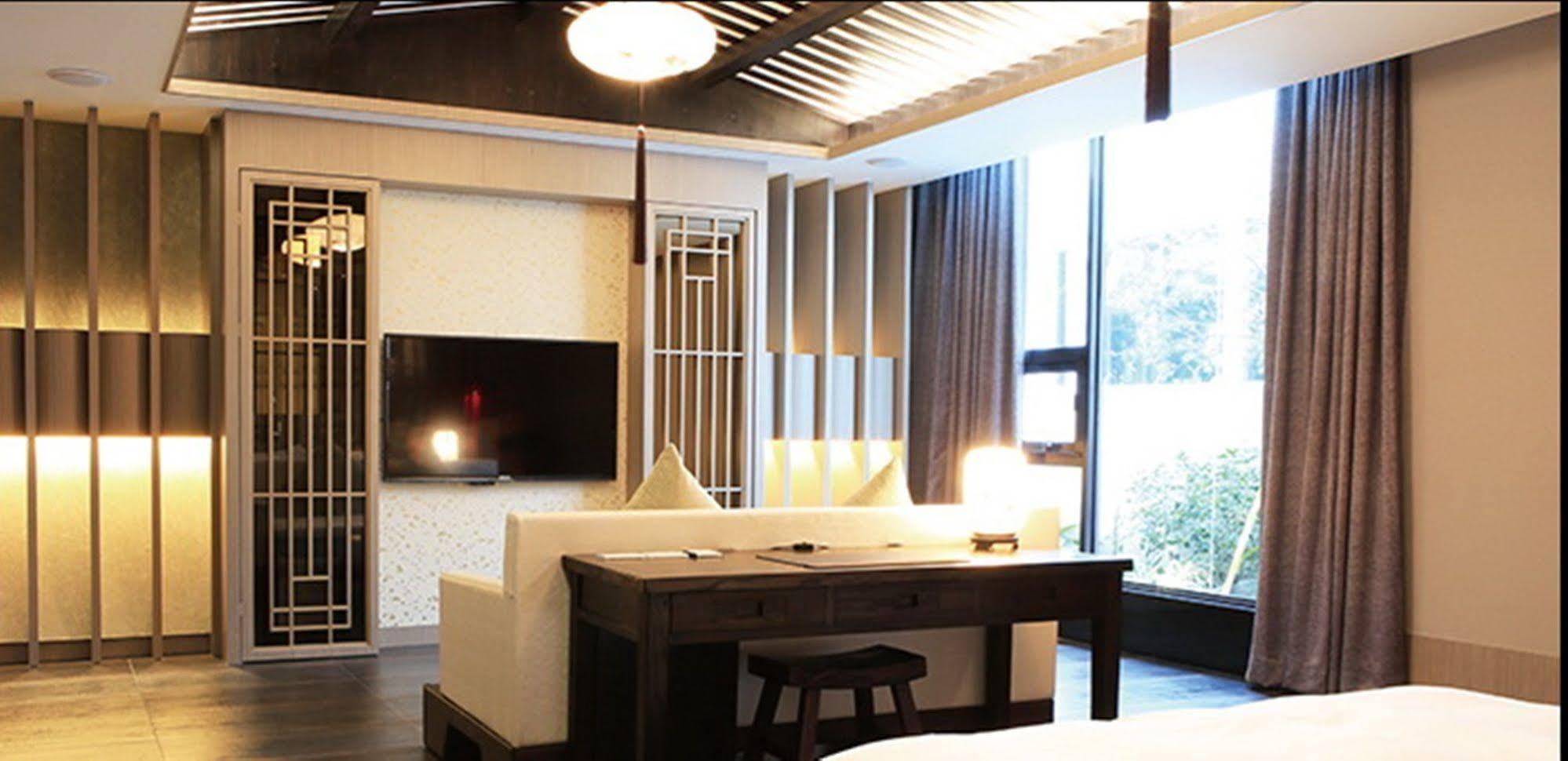All-Ur Boutique Motel-Hsin Chu Branch Hsinchu City Exterior photo